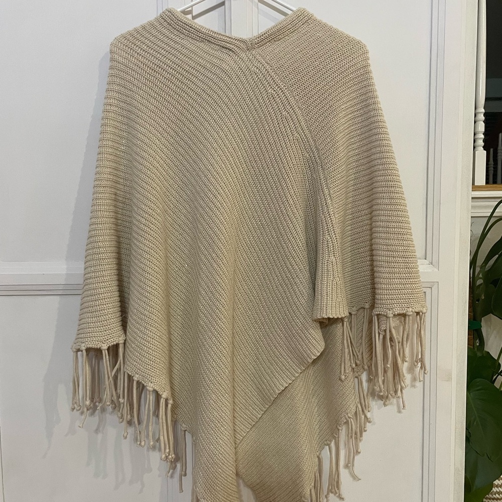 Chico's One Size Jane Shimmer Poncho‎ - Picture 3 of 4